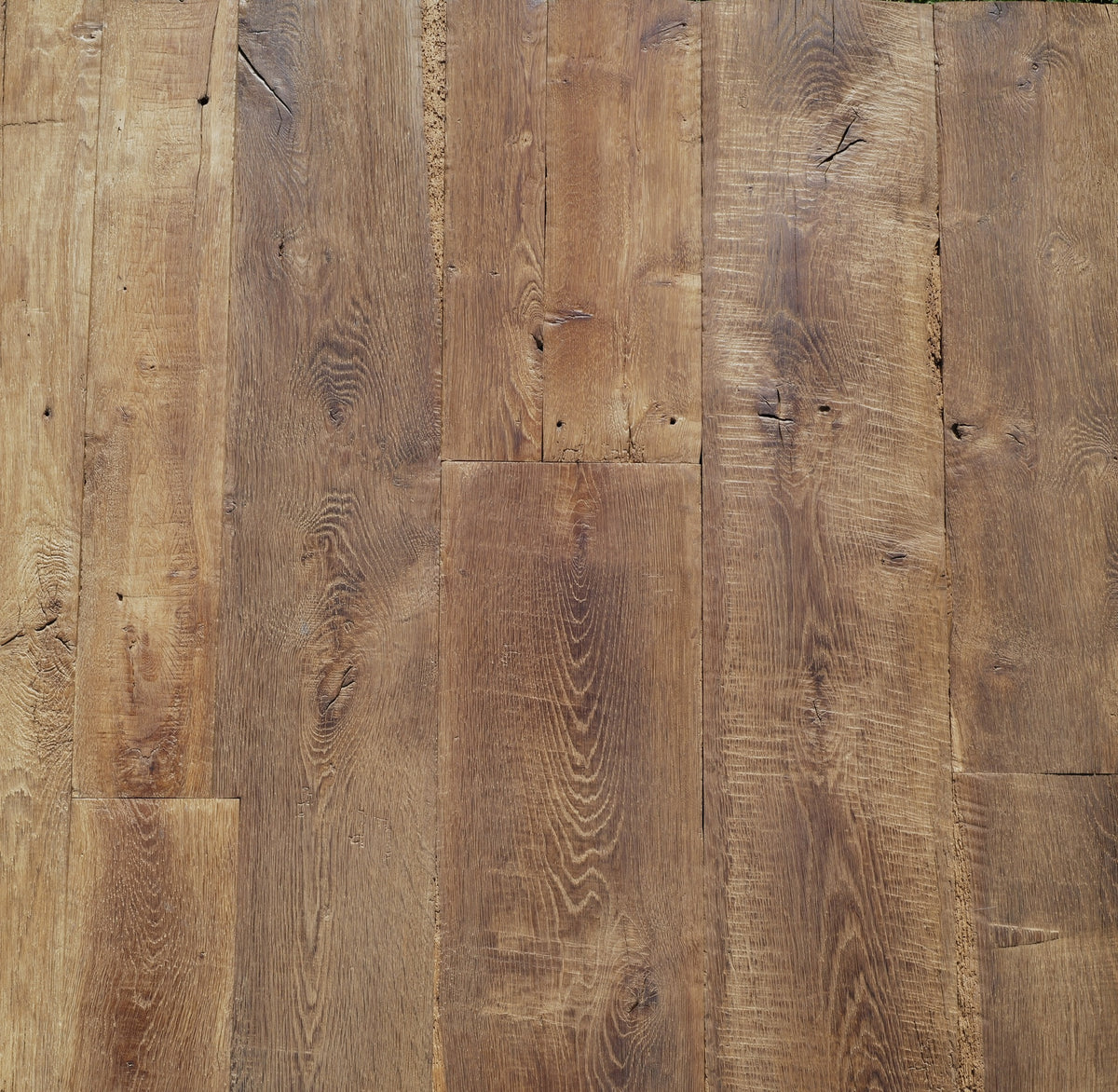 Reclaimed French oak floorboards from the 17th and 18th centuries, full view
