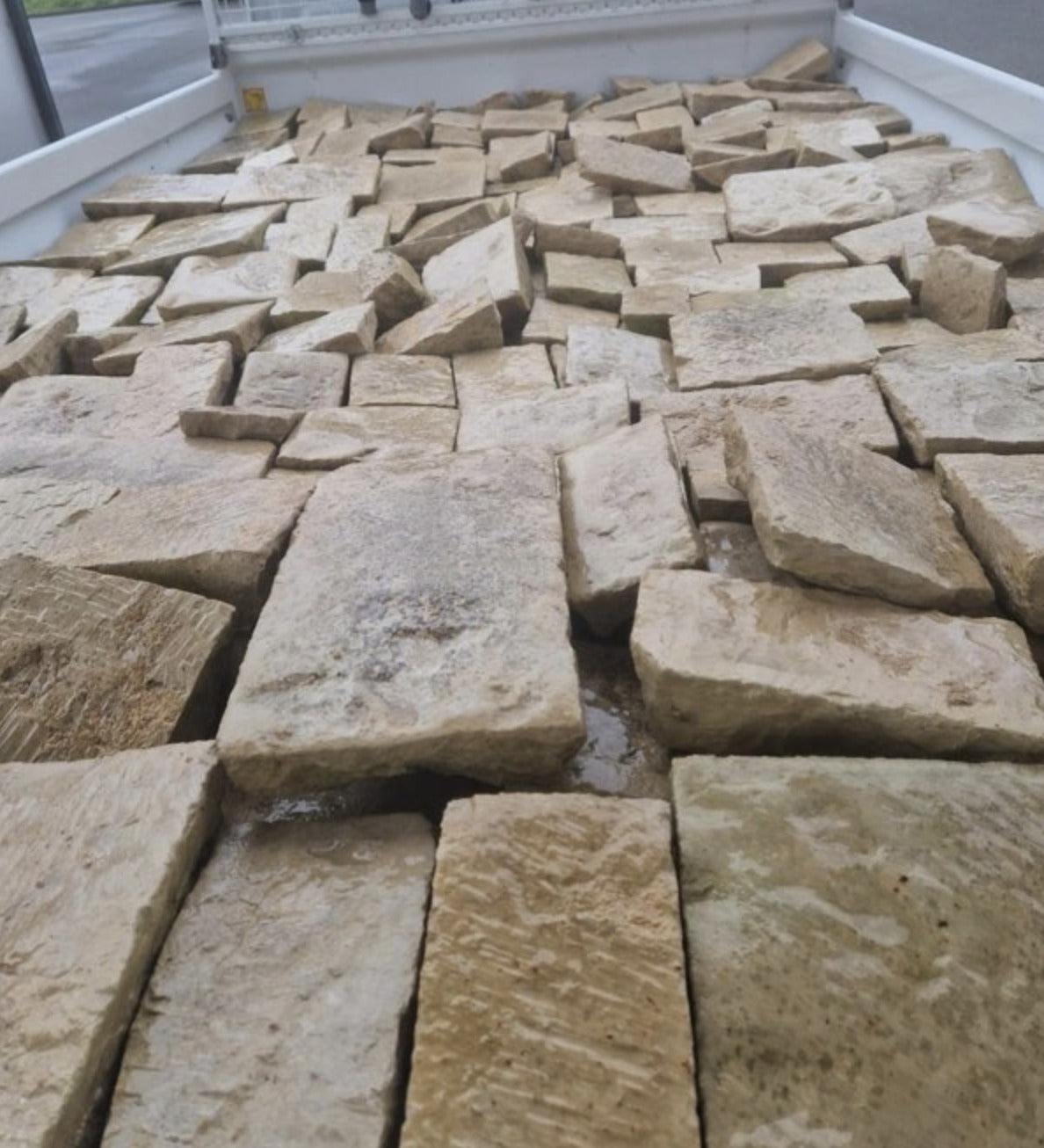 Reclaimed Dalle de Bourgogne single-site lot loaded for shipping